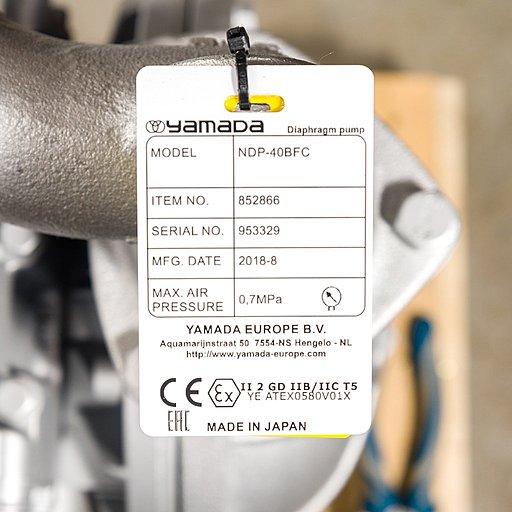 Шильдик модели Yamada NDP-40BFC