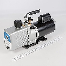 вухступенчатый пластинчато-роторный вакуумный насос AiVac AHV-12